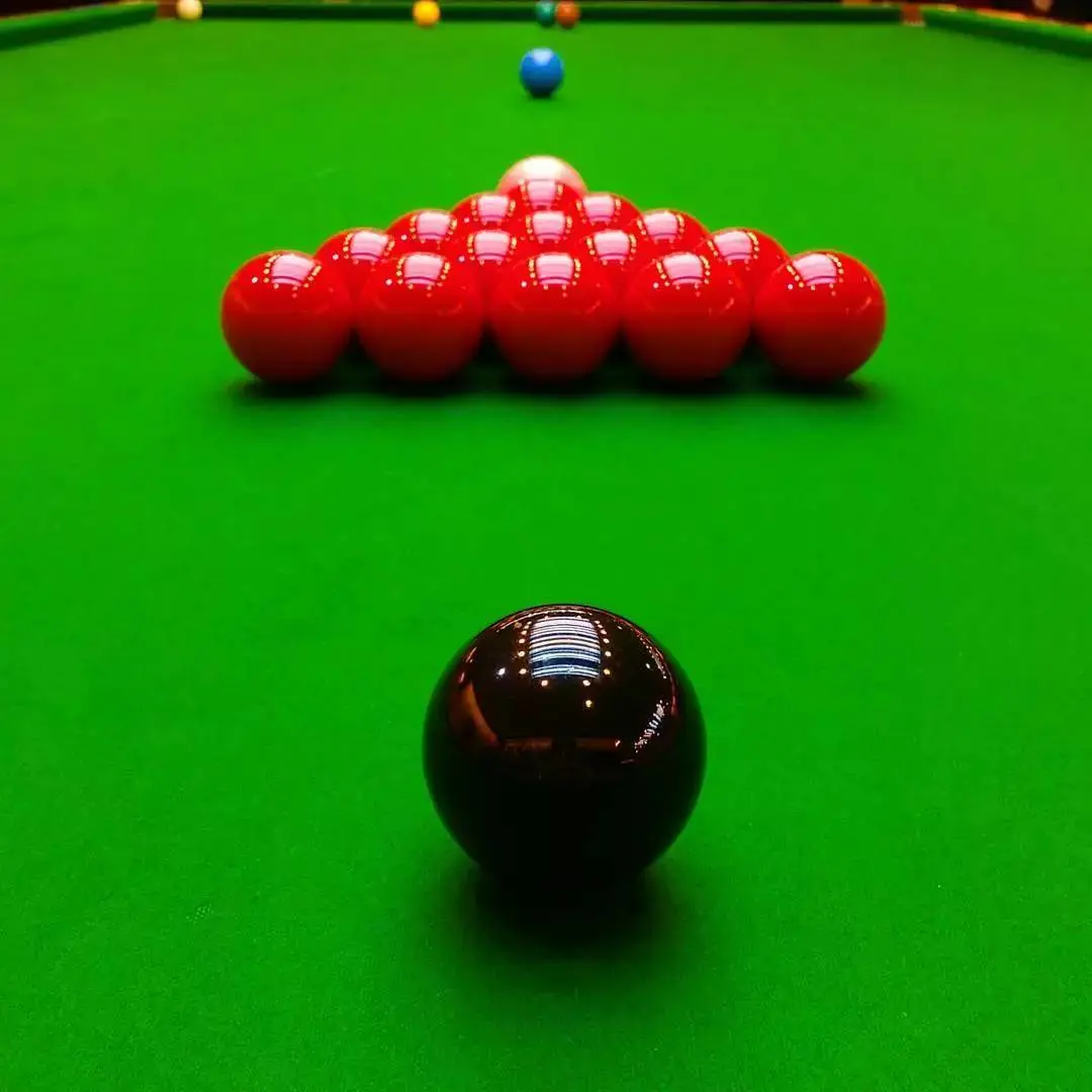 北爱尔兰公开赛首轮激战：凯壬·威尔逊火力全开？山姆·克雷吉能否爆冷？